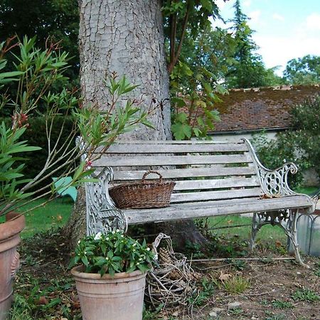Le Manoir Du Menillet Bed & Breakfast Bornel Bagian luar foto