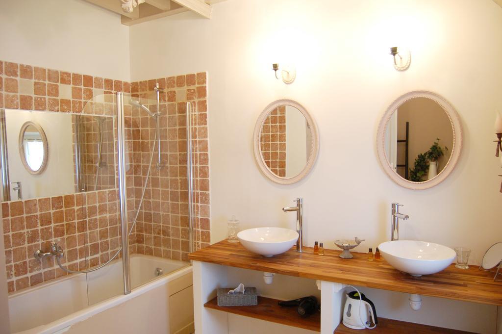 Le Manoir Du Menillet Bed & Breakfast Bornel Ruang foto