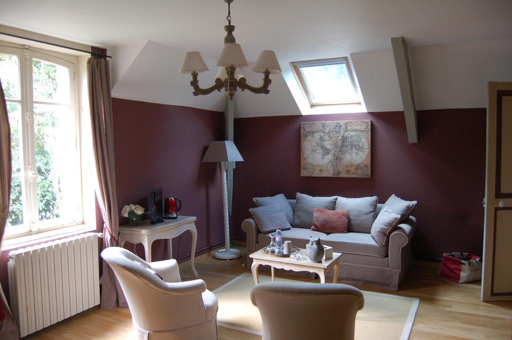 Le Manoir Du Menillet Bed & Breakfast Bornel Ruang foto