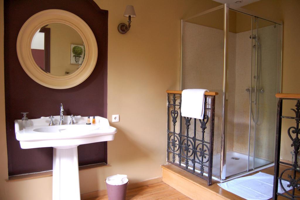 Le Manoir Du Menillet Bed & Breakfast Bornel Ruang foto